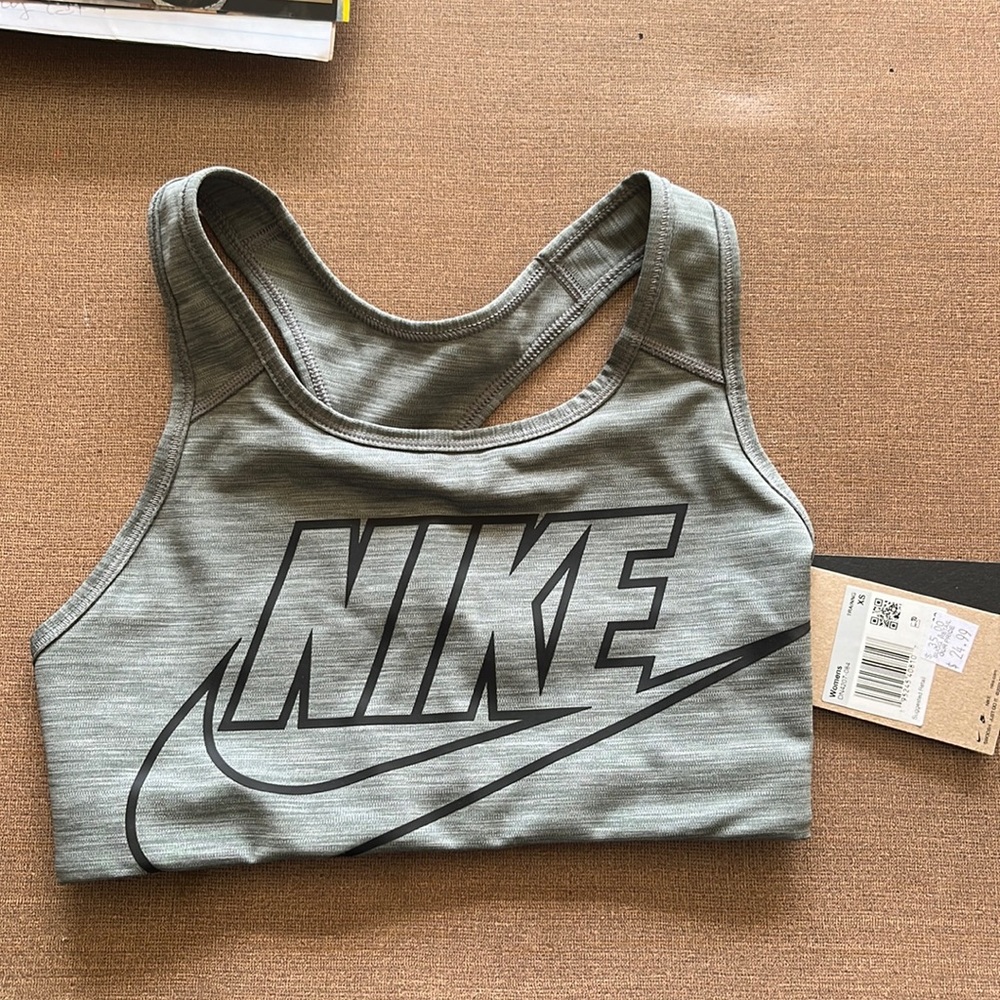 Nike racer back sports bra